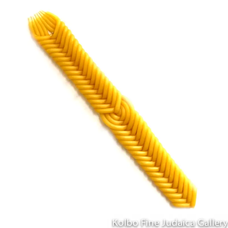 Eight-Wick Braided Havdalah Candle Made From Natural Beeswax 1