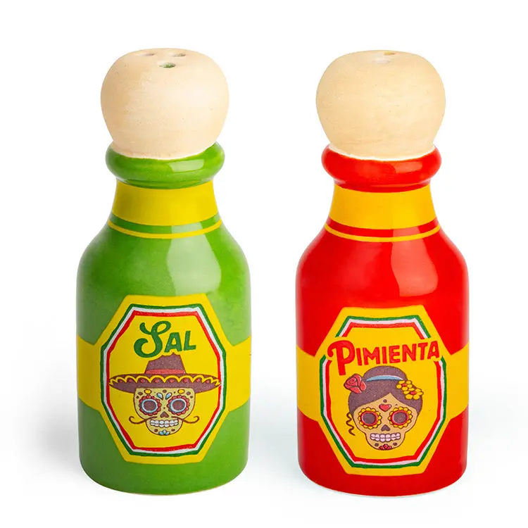Hot Sauce–Themed Salt And Pepper Shaker Set 1