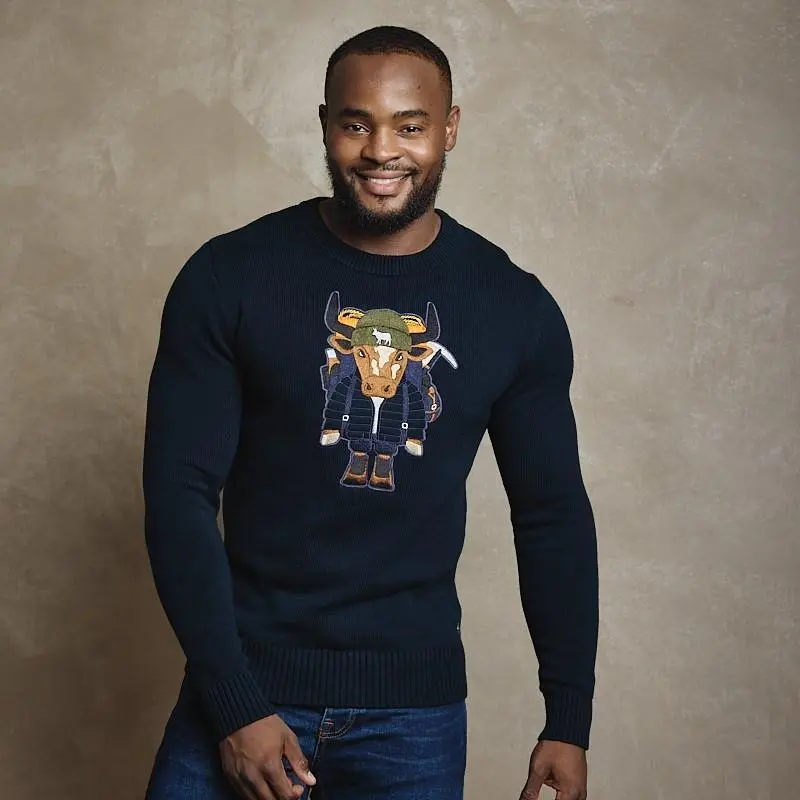 Nguni Hiker Collectible Pullover – Midnight Black 1