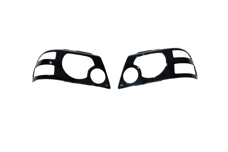 Auto Ventshade Projektorz Headlight Accent Trim – Two-Piece Gloss Black Set 1